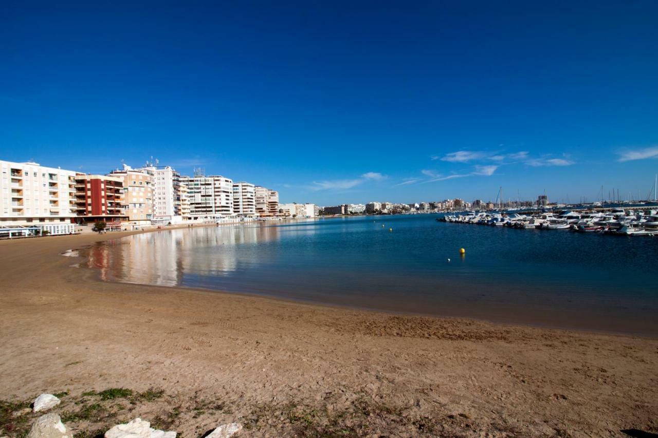 Appartamento El Apartamento De Maria Jose Torrevieja Esterno foto